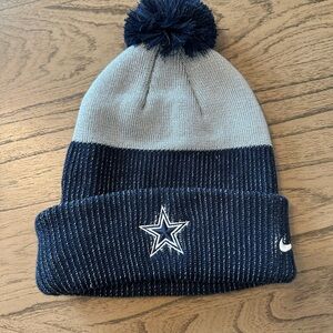Nike Navy and Light Gray Beanie with Dallas Cowboys Emblem-NWOT